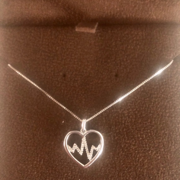 Heartbeat necklace - Picture 6 of 7